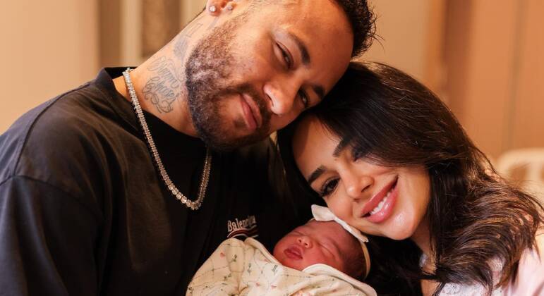 Neymar e Bruna Biancardi com Mavie