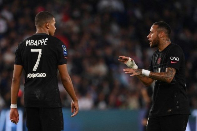 Neymar falou no intervalo da partida do PSG contra o Metz sobre o acerto do atacante francês com o clube. 
