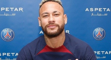 Neymar voltou ao PSG, e situação física preocupa