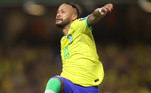 Na sobra, Neymar chutou de primeira e afundou as redes do goleiro Viscarra