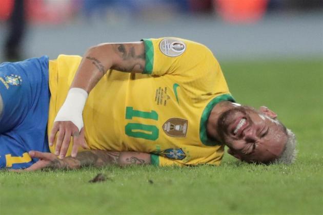 1 de agosto de 2021 - Após a Copa América no Brasil, o camisa 10 da seleção ficou afastado por quase um mês por desgaste muscular durante a competição