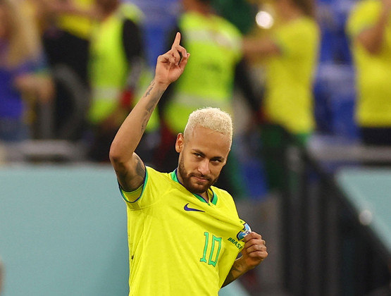 Neymar - BrasilO camisa 10 da seleção brasileira se recuperou de lesão e, no retorno, marcou um gol e deu uma assistência. Titular no jogo contra a Croácia nas quartas de final, o jogador será importante na busca pela vitória