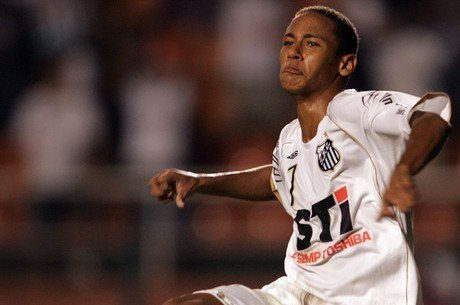 Neymar desejou parabéns aos Santos pelos 108 anos
