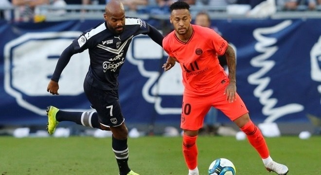 Neymar marca em vitória do PSG sobre o Bordeaux pelo Campeonato Francês