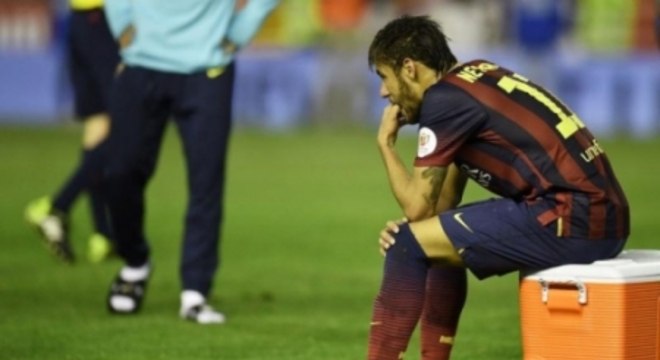 Lesão no pé esquerdo afastou Neymar em 2014