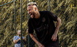 Recém-chegado ao Al-Hilal e com um salário de 80 milhões de euros por temporada, Neymar Jr. tem mais um motivo para continuar sorrindo de orelha a orelha. O craque brasileiro recebeu as chaves do seu quadriplex em Balneário Camboriú, em Santa Catarina