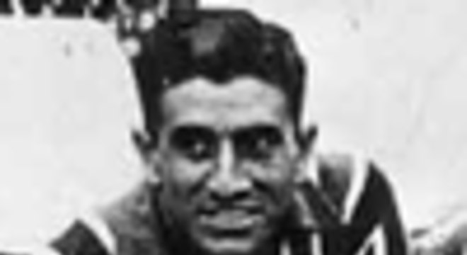 Nicols Moreno - O jogador disputou 37 jogos e marcou sete gols durante sua passagem pelo So Paulo entre os anos de 1952 e 1953. 