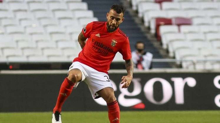 Nicolás Otamendi (zagueiro – 35 anos – argentino): atualmente no Benfica, o jogador ainda não decidiu seu futuro.