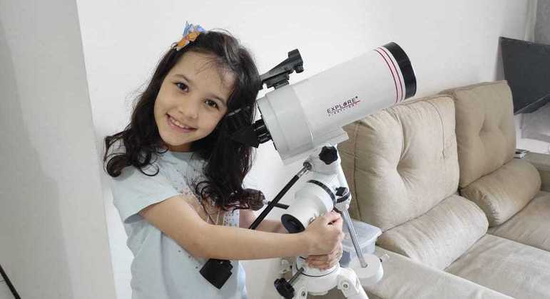 Conheça Nicolinha, a astrônoma de 8 anos que já achou 7 asteroides -  Notícias - R7 Tecnologia e Ciência