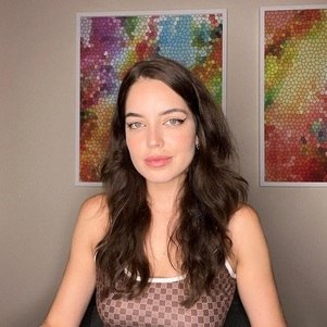 Nicole Rosemberg, atriz de "Reis"