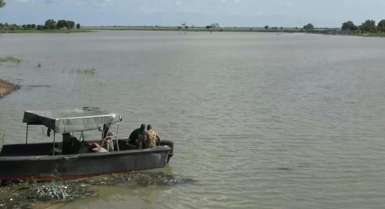 Autoridades temem que a maior parte das vítimas tenham se afogado no rio Níger
