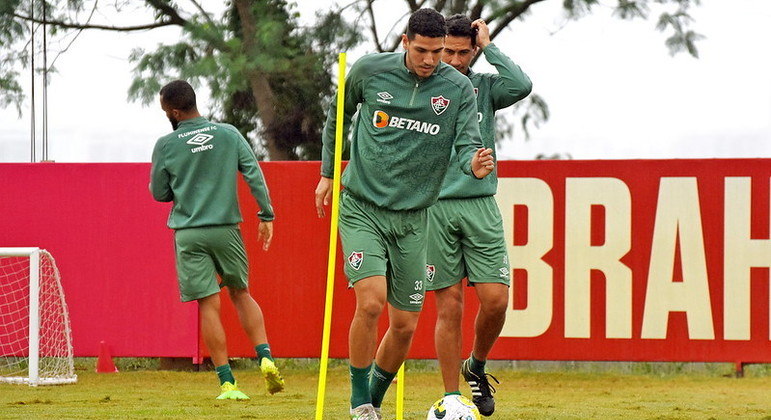 Nino durante treino do Fluminense no CT Carlos Castilho