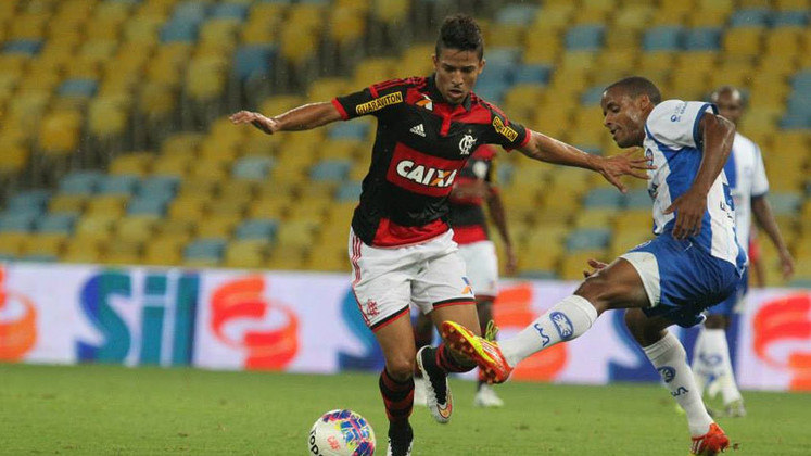 Nixon - O atacante sofreu com lesões e não conseguiu se firmar no Flamengo. Desde setembro, atua pelo Mosta FC, de Malta.