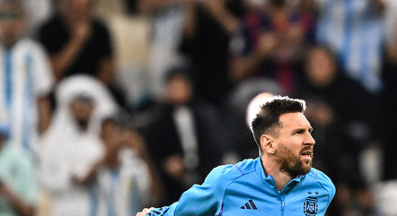 Nos pés de Messi, o destino argentino no Catar