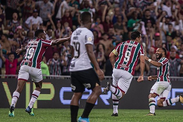 No dia 2 de julho de 2022, Fred fez o seu na goleada sobre o Corinthians por 4 a 0 e chegou a marca de 199 gols pelo Fluminense. Foi o penúltimo jogo do camisa 9 em sua carreira. Ele emocionou o Maracanã e também foi às lágrimas. 