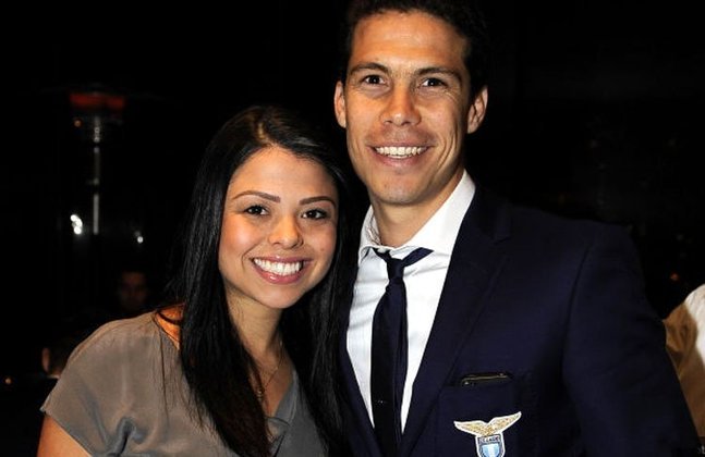 No final de 2018, o jogador de futebol Hernanes se separou da esposa Erica Lima. Eles ficaram casados por 11 anos. 