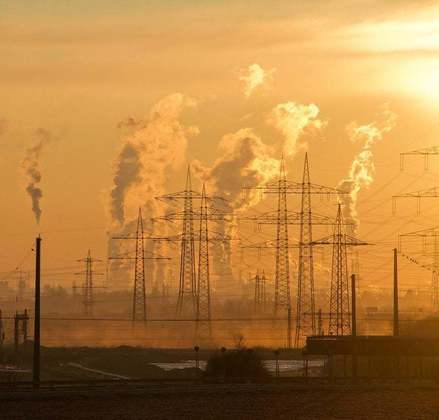 No mundo todo, as emissões de gases de combustíveis fósseis também foram as mais altas já registradas.