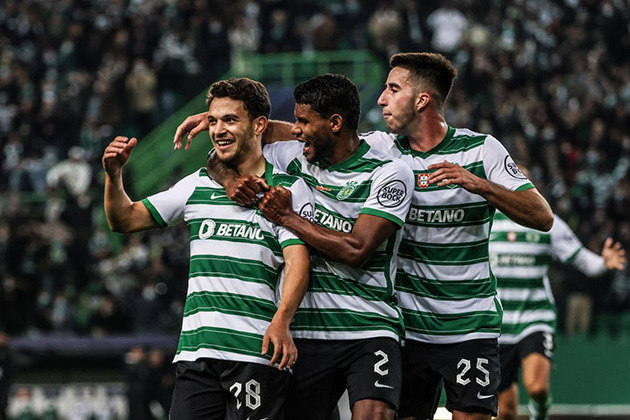 No outro jogo deste grupo, o C, o Sporting Lisboa venceu o Borussia Dortmund por 3 a 1 em Portugal. Os portugueses chegaram aos 9 pontos, enquanto os alemães ficaram com 6. 