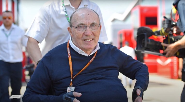 No último domingo (28), morreu Frank Willliams. Britânico, ele tinha 79 anos e fundou a escuderia Williams, uma das mais importantes da história da Fórmula 1, a principal categoria de automobilismo. Frank é uma das 