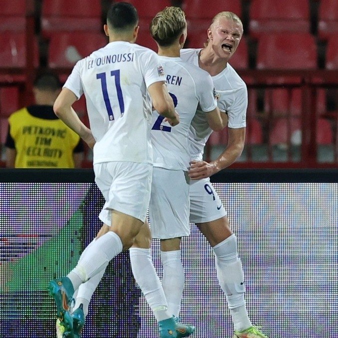 A celebração de Haaland, gol da Noruega