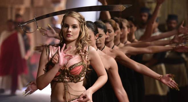 Valentina Bulc ensaiou a coreografia de Salomé durante três meses