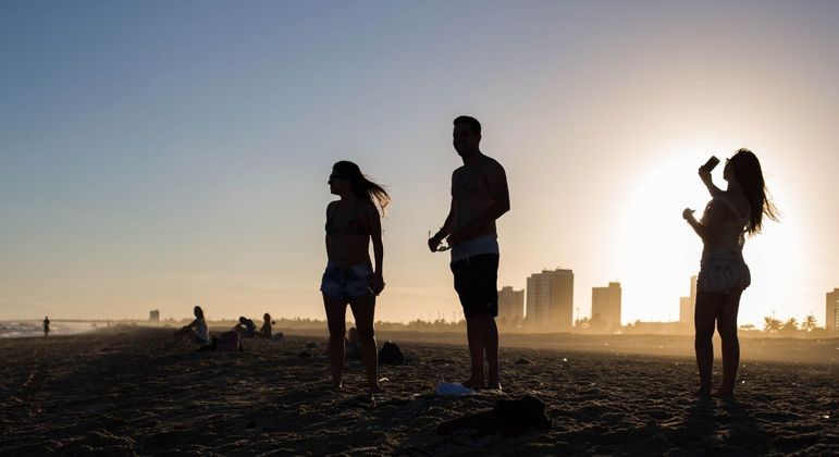 Vista de praia em Sergipe; 2023 será ano mais quente já registrado na história, dizem cientistas