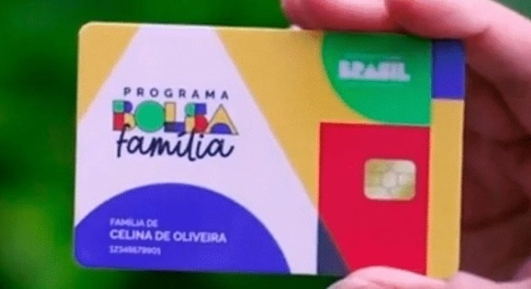 Novo cartão do beneficiário do programa Bolsa Família