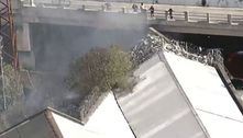 Centro de São Paulo registra mais um incêndio; fogo atinge galpão embaixo de viaduto