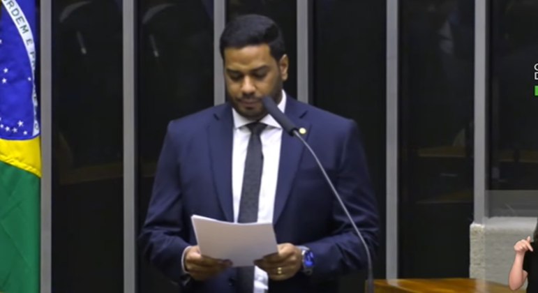  Jhonatan de Jesus, novo ministro do TCU, em sessão da Câmara