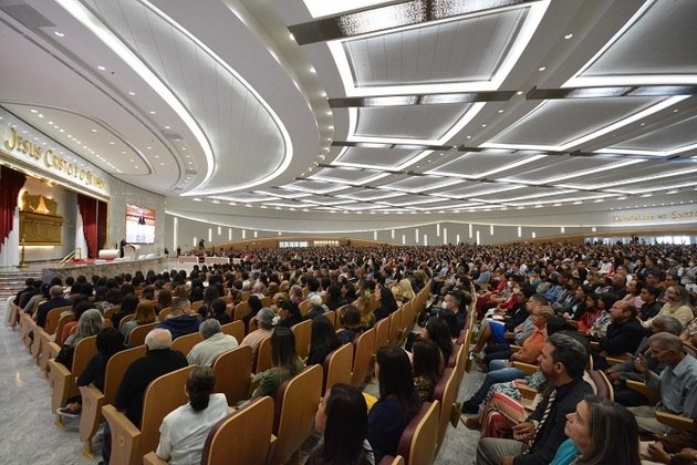 Novo templo tem capacidade para mais de 5 mil pessoas sentadas