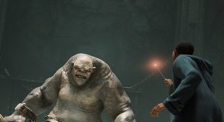 Novo trailer de Hogwarts Legacy destaca uso do DualSense do PS5