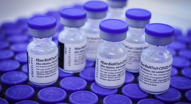 Novos lotes da vacina contra a Covid-19 da Pfizer chegam ao Brasil neste fim de semana