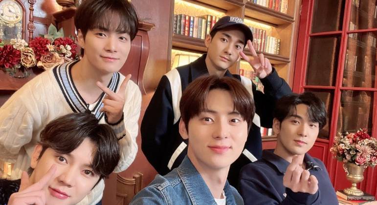 NU'EST é formado por JR, Aron, Minhyun, Baekho e Ren
