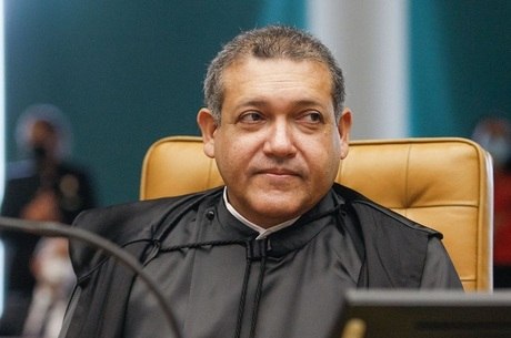 Marques suspendeu trecho da Lei da Ficha Limpa
