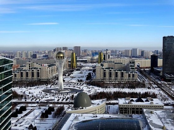Nursultan (Cazaquistão) - É a capital do país e fica localizada ao longo do rio Ishim, na região Aqmola, a 347m de altitude. Ocupa 722 km² e tem 1 milhão de moradores. 