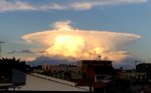 Nuvem cumulonimbus vista no céu de Brasília