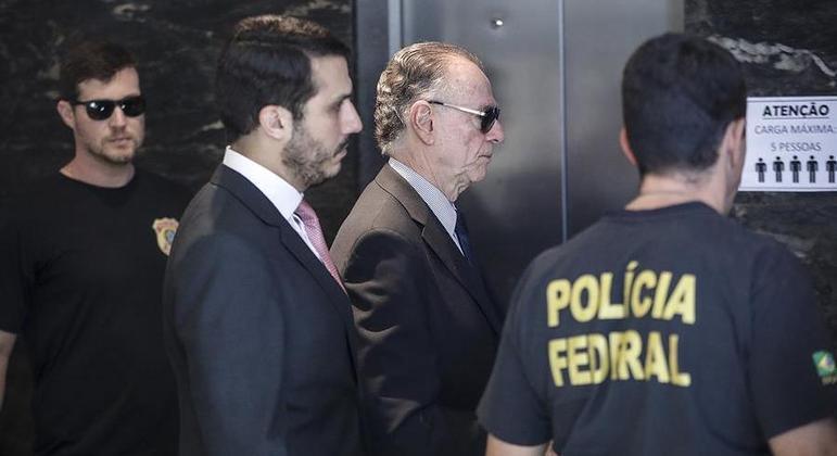 Carlos Arthur Nuzman foi preso por agentes da Polícia Federal em 2017