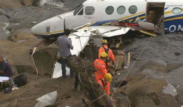 O acidente aéreo, na tarde do dia 5/11/2021, chocou o país. O avião caiu numa área de cachoeira em Piedade de Caratinga (MG). 