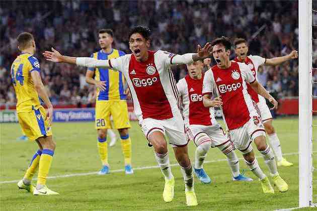 O Ajax está em primeiro lugar na Holanda, mas com o mesmo número de pontos do AZ Alkmaar. Na Eredivisie, os dois líderes precisam jogar nove partidas, enquanto para outros clubes restam apenas oito confrontos