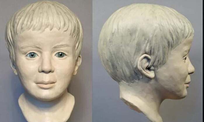 O alerta emitido pela Interpol, conhecido como Black Notice, fornece características físicas e imagens de reconstrução facial do menino.