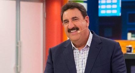 Ratinho vai participar de 'O Programa' desta terça (8)