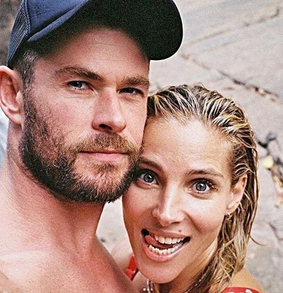 O ator Chris Hemsworth, que interpreta o super-herói Thor no cinema, revelou que sua esposa não gostou de vê-lo bombado no filme. Aliás, não só bombado, mas peladão.  