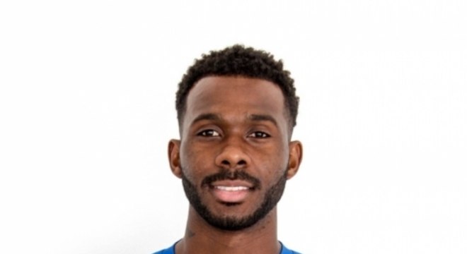 O Avaí oficializou na tarde desta quinta-feira seu quinto reforço na temporada. O lateral-esquerdo Igor Fernandes, de 26 anos, será mais uma opção para o técnico Geninho na se