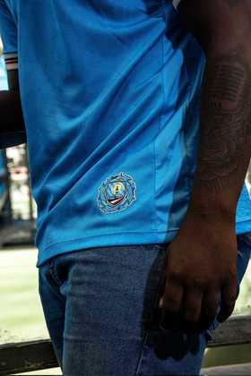O Bahia lançou um uniforme especial insiprado no Manchester City, clube gerido pelo Grupo City que comprou 90% da SAF do clube baiano. Veja detalhes da camisa!
