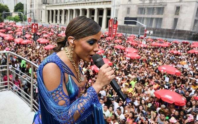 O Bloco das Poderosas - ou Bloco da Anitta - foi lançado oficialmente em 14 de janeiro de 2016, no Rio de Janeiro. E passa por outras cidades brasileiras. 