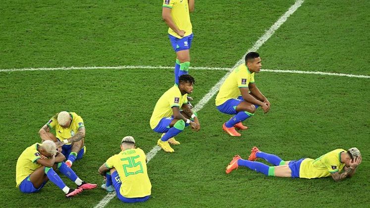 O Brasil está fora da Copa do Mundo do Qatar. O sonho do hexa acabou após a derrota nos pênaltis para a Croácia, nas quartas de final. Veja o jogo que eliminou a Seleção Brasileira em imagens: