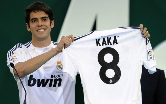 Kaká - Saiu do Milan para o Real Madrid em 2009 - Valor: 67 milhões de euros