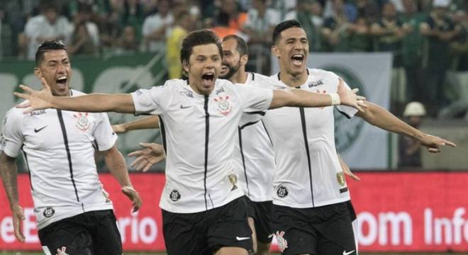 Corinthians completa um mês sem vencer; relembre os jogos, Futebol