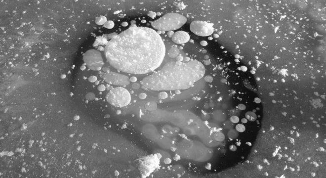 O derretimento do gelo pode liberar gás metano, o que agravaria o aquecimento global