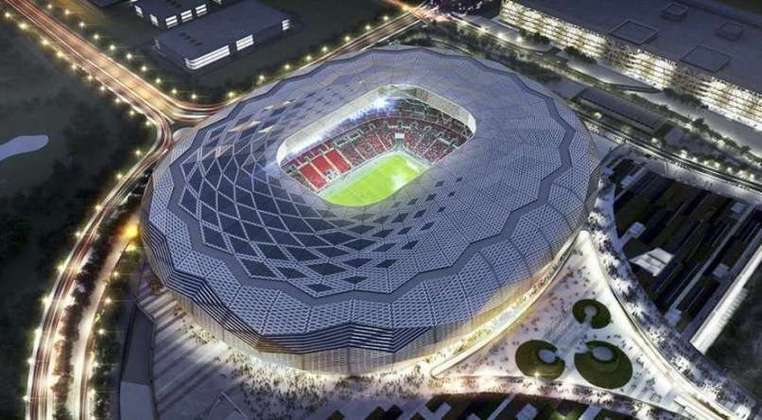 O estádio Education City fica localizado em Doha, capital do Qatar.
